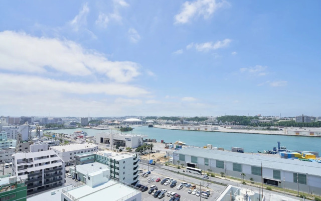 B/C HOTEL NAHA Hotel with rental car