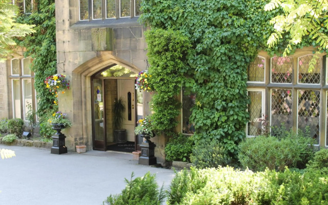 Oakwood Hall