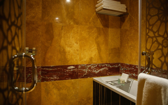 Crowne Plaza Kuwait Al Thuraya City by IHG