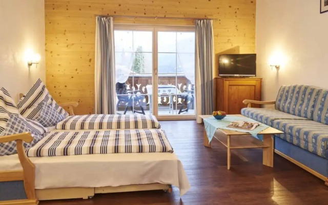 Nice Apartment in St. Maergen