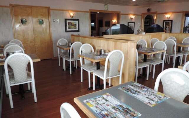 Travelodge by Wyndham Grand Falls