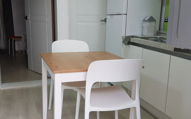 Gamja House - Hostel