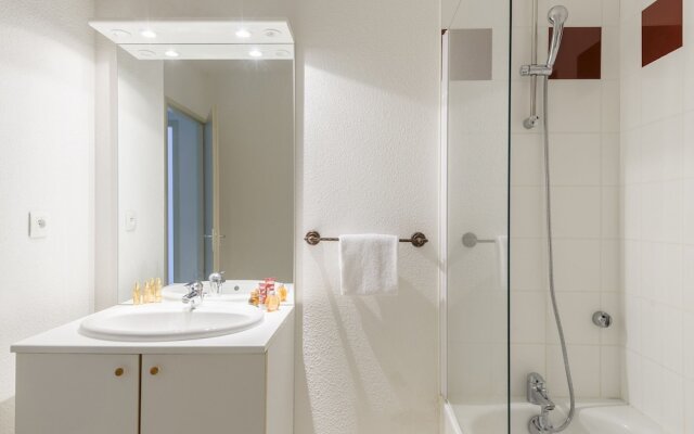 Nice Apartment With a Dishwasher Near a Recreational Lake