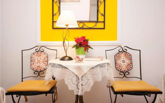 Three-Bedroom Apartment in Brodarica
