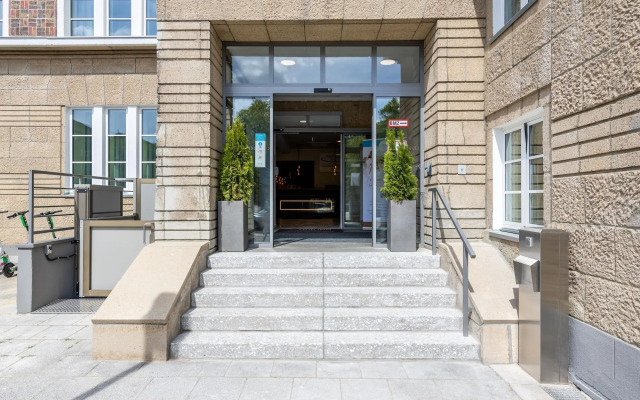 Trip Inn Living & Suites