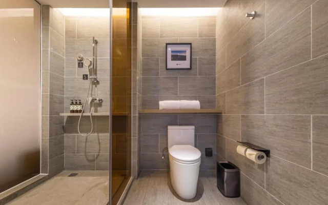 Shenzhen Huaqiangbei Sports Center Atour Hotel