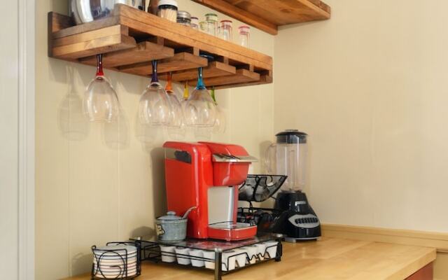 Downtown Galena Spacious Apartment 2 Bedroom Apts