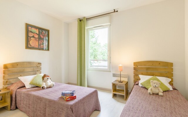 Nice Apartment With a Dishwasher Near a Recreational Lake