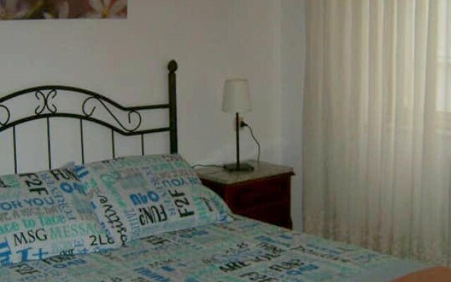 House With 3 Bedrooms In Oviedo With Wifi