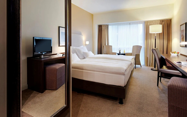 Lindner Hotel Antwerp, part of JdV by Hyatt - Image 4