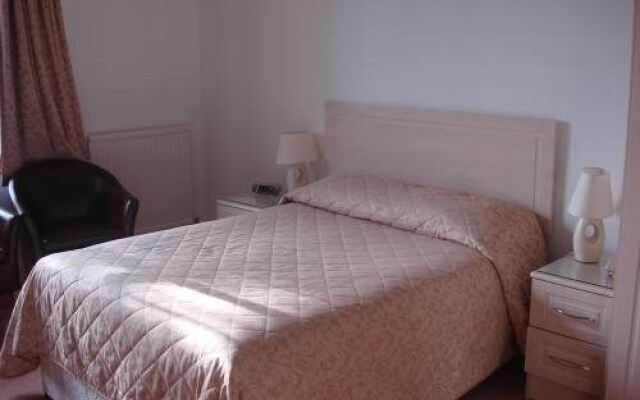 Datchet Mead Hotel