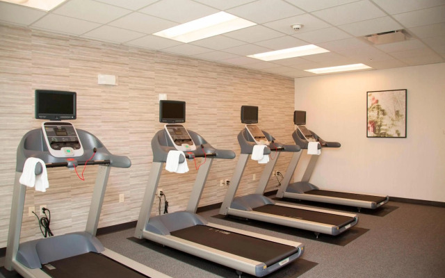 Courtyard by Marriott Houston City Place