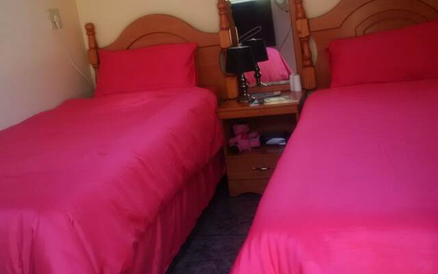 Naledi backpackers