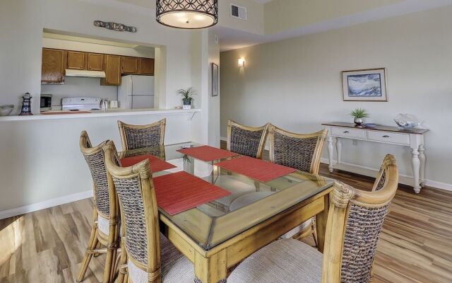 Shorewood 539 by RedAwning