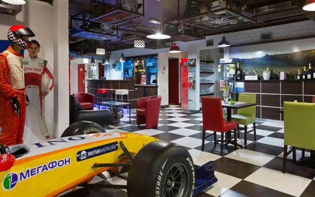 Enzo Hotels Reims Tinqueux By Kyriad Direct