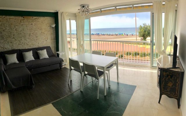 Poniente Beach Promenade Apartment