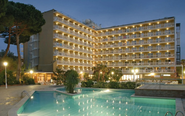 Hotel President