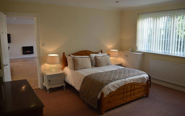 The Walton Hotel