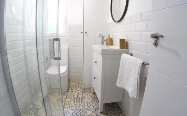 Urban Chic 2 bedrooms Center Santa Marina