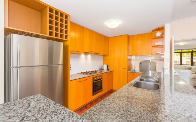 Luxurious Perth Townhouse