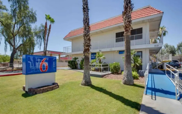 Motel 6 Tempe, AZ - Broadway - ASU