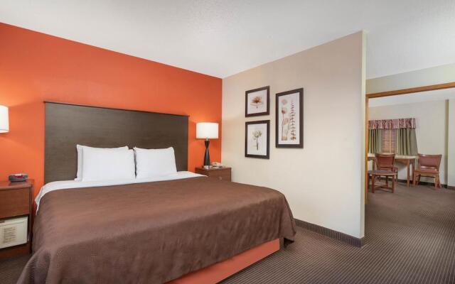 AmericInn by Wyndham Coon Rapids
