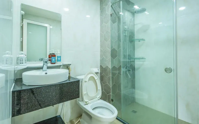 Cozrum Homes - Phoenix DIC Apartment