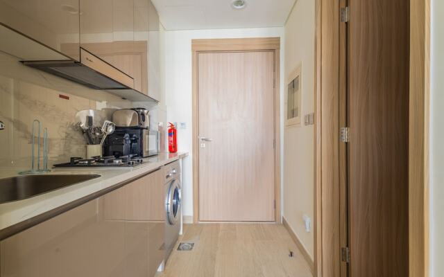 Nasma Holiday Homes - Azizi Riviera