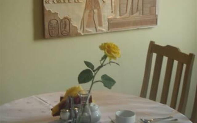 Relax Inn Health & Spa