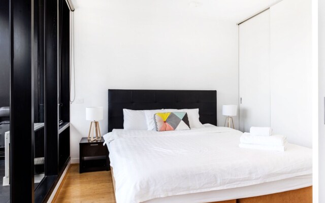 Roomerang at Katherine Place 23
