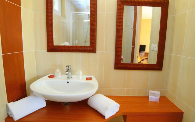 Hôtel 3 Étoiles La Ferme de Vur Ven