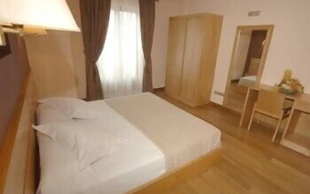 Hotel O Desvío