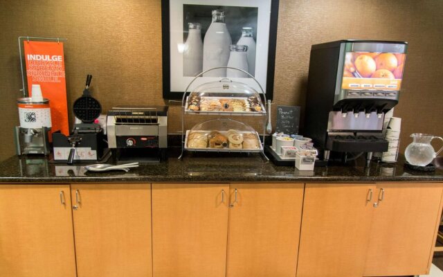 Hampton Inn And Suites Madera