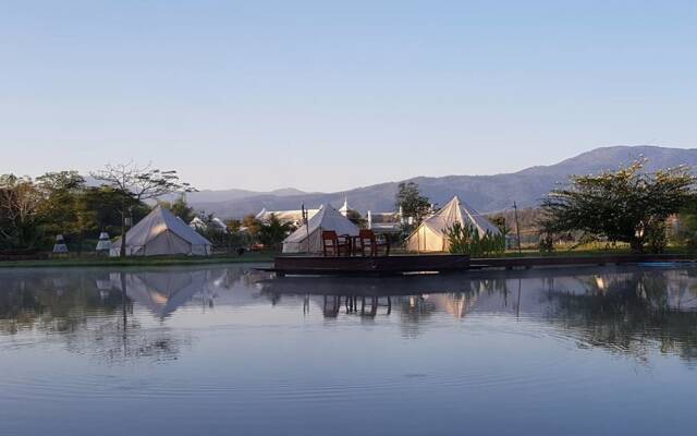 Nanee Maerim Lake View