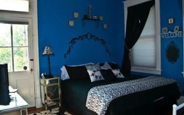 The One Bed and Breakfast