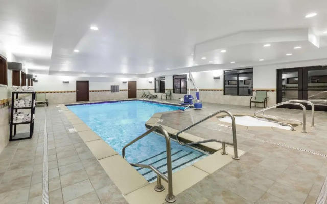 Wingate By Wyndham Tulsa