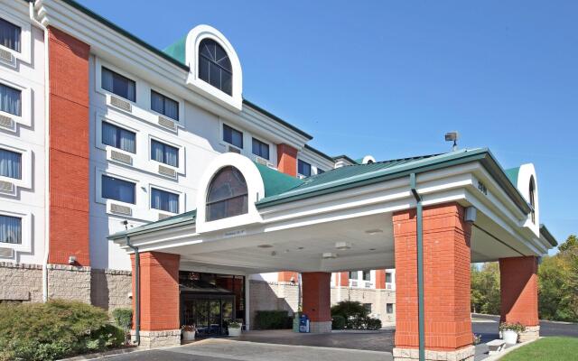 Holiday Inn Express Branson-Green Mountain Drive by IHG