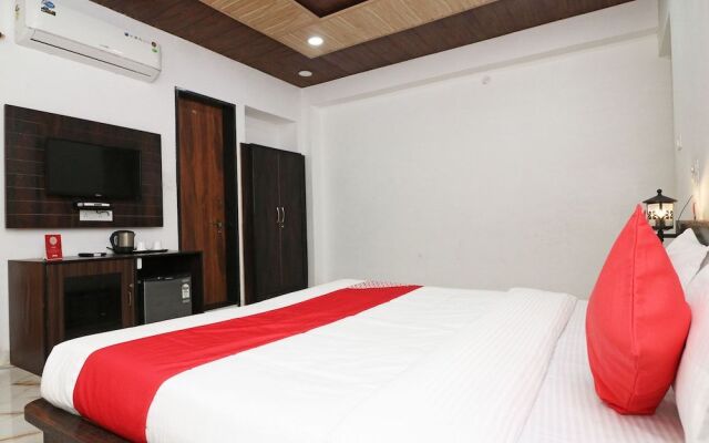 OYO 24123 Maha Nandini Resort