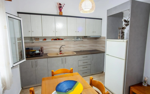 Kavousanos Apartments