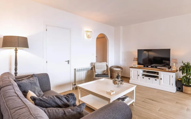Rijos in J vea With 3 Bedrooms and 3 Bathrooms