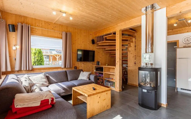 Superior Chalet With Whirlpool