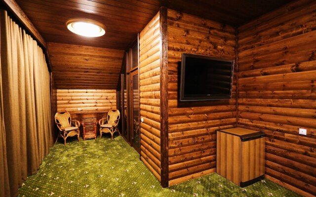 Banniy Klub Shangri-La