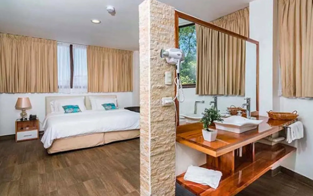 Hotel La Isla