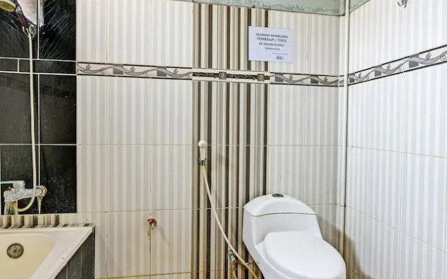 SPOT ON 91376 Hotel Bintang Flores