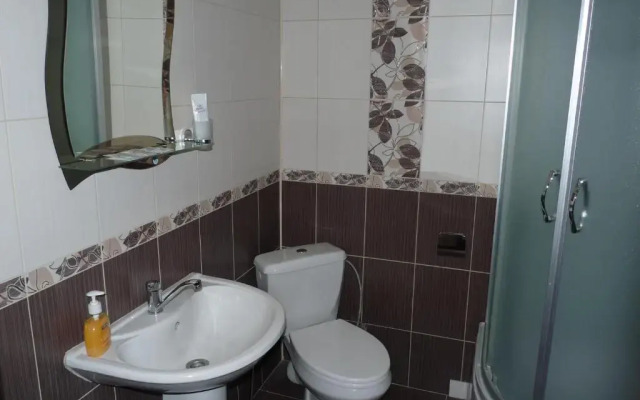 Tutsi Hotel