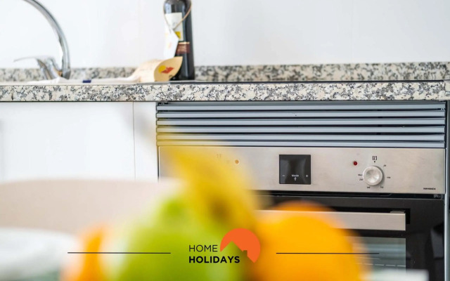 #098 Guest Antonieta Studio with Ocean and OldTown View