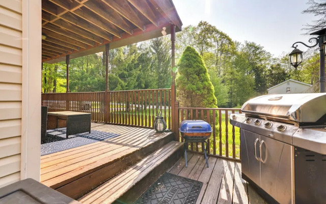 Exciting Tobyhanna Home Near Kalahari Water Park!