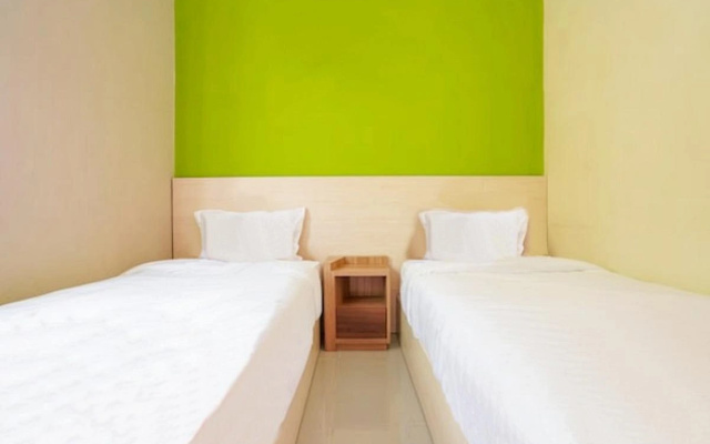 Kupang Gunung Homestay Syariah near Islamic Center Surabaya