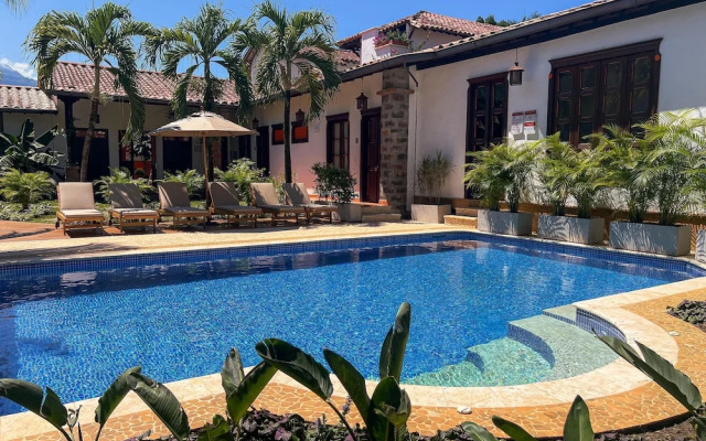 Casa Linaje Hotel Boutique by HMC- Cauca Viejo - Mayores de 10 años
