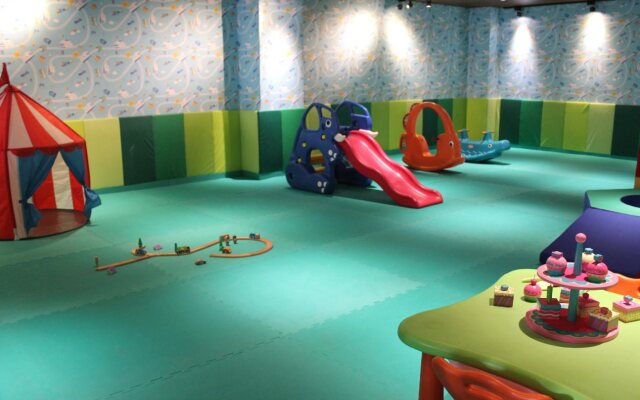 Hoya Hot Springs Resort & Spa